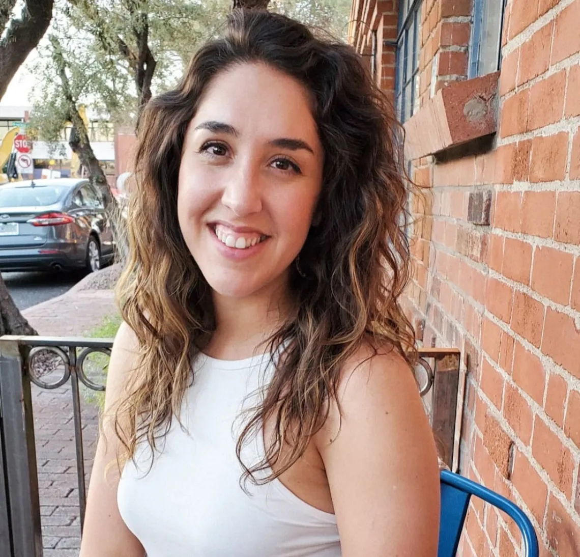 A headshot of Jessica Estrada.