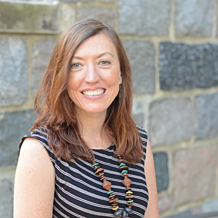 A headshot of Lauren White.