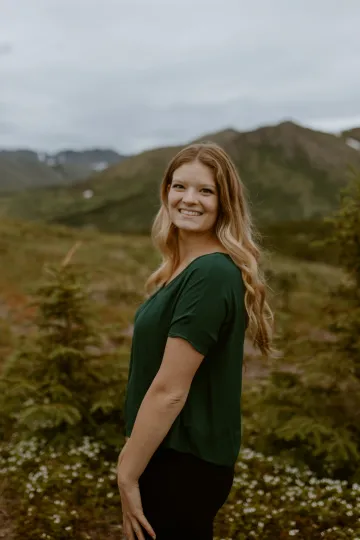 Kate Richter headshot